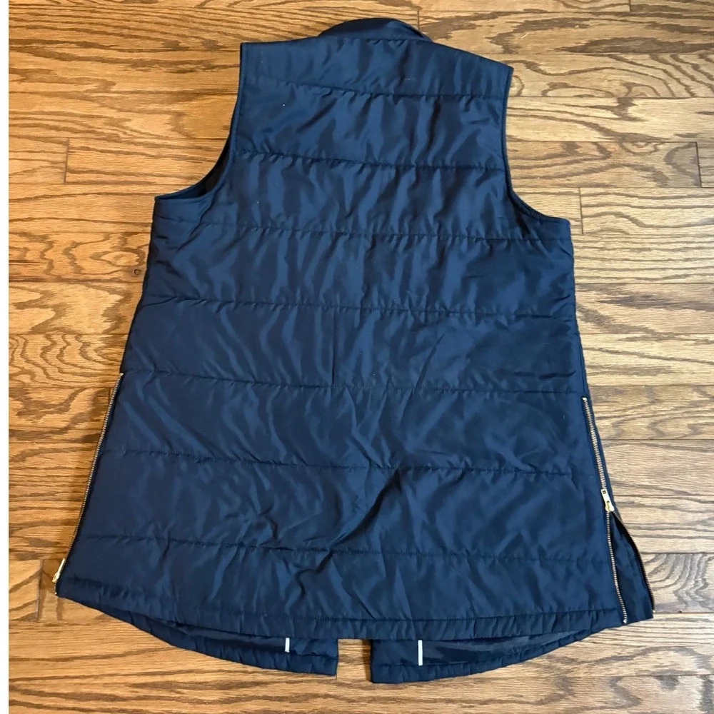 Crown & Ivy Curvy Women 2X Navy Blue‎ Puffer Vest Quilted Snap Front Pockets